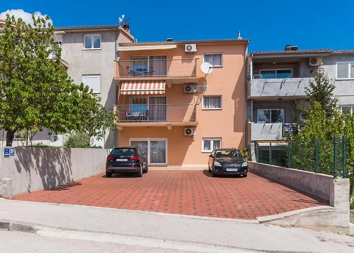 Apartment Anamarija With Sea View