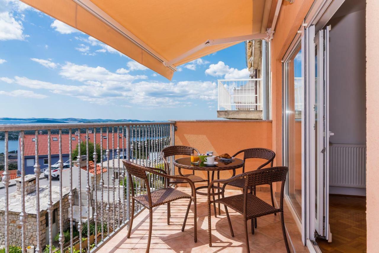 Apartment Anamarija With Sea View