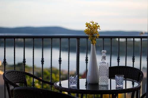 Apartment Anamarija With Sea View Sibenik